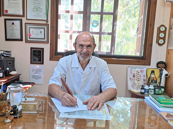 Dr George Georgiou