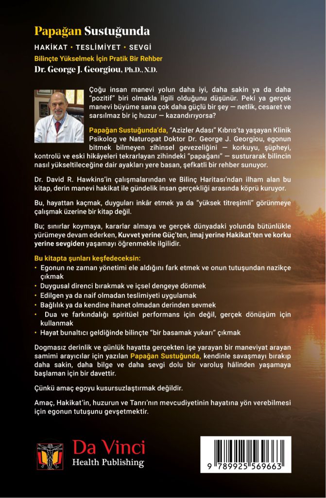 Back cover of Papağan Sustuğunda
